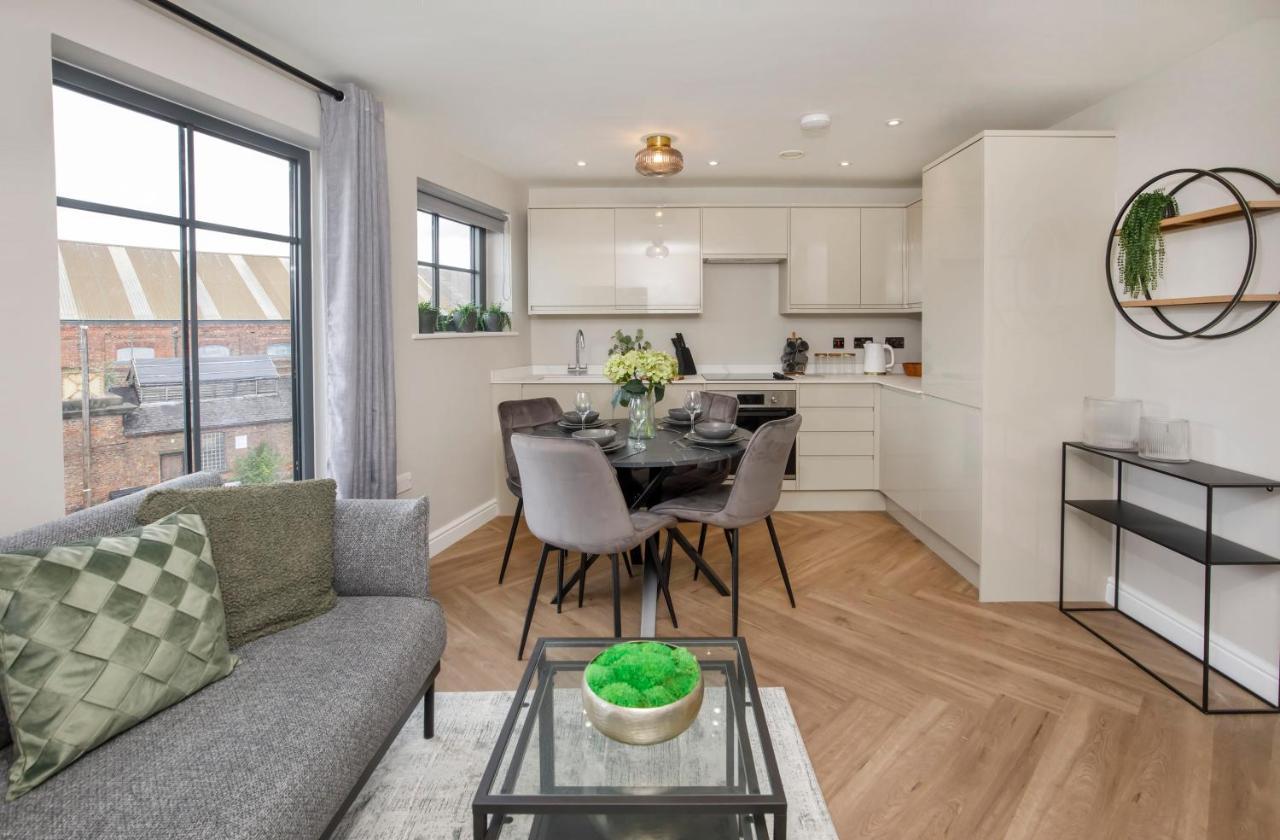 Crescent Court Modern And Luxurious Apartments York Eksteriør bilde