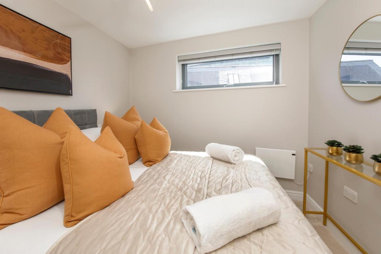 Crescent Court Modern And Luxurious Apartments York Eksteriør bilde