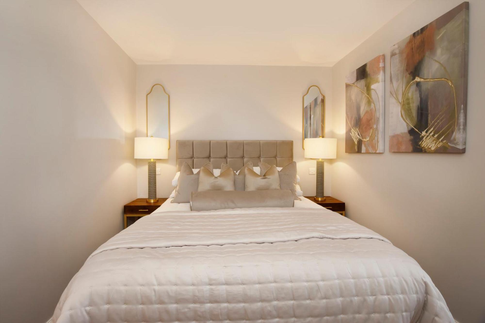 Crescent Court Modern And Luxurious Apartments York Eksteriør bilde